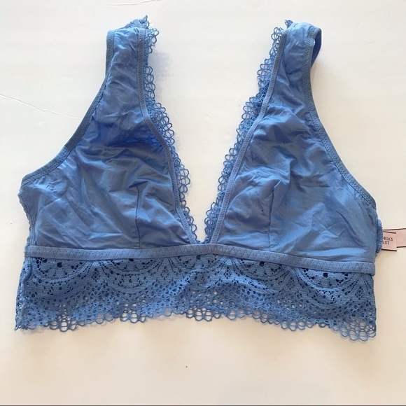 VICTORIAS SECRET Sky Dusty Blue Lace Crochet Triangle Bralette No Padding Small - Picture 5 of 10